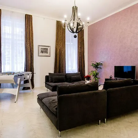 Apartment Kz5 In Kazinczy Street *