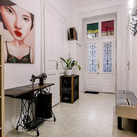 Kz5 In Kazinczy Street Apartment *